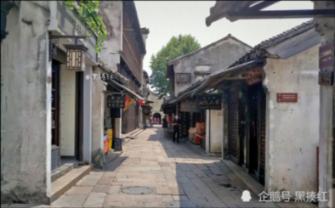 异地恋分手了怎么再追回来？异地恋分手了怎么挽回前任？游戏画面